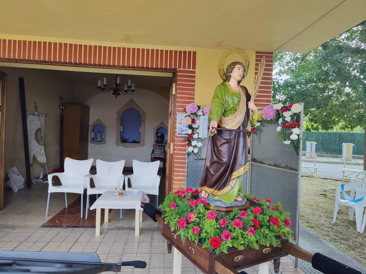La cita religiosa en El Carbayu, en imágenes