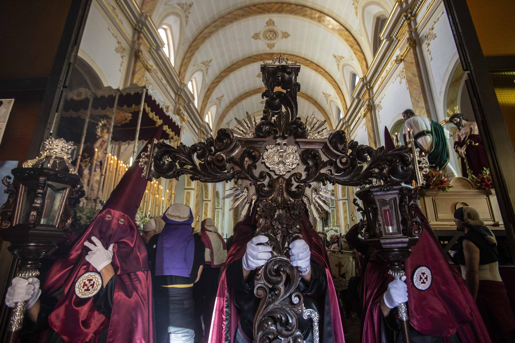 Martes Santo en Alicante: Procesiones del Ecce-Homo y Nuestra Señora de la Amargura