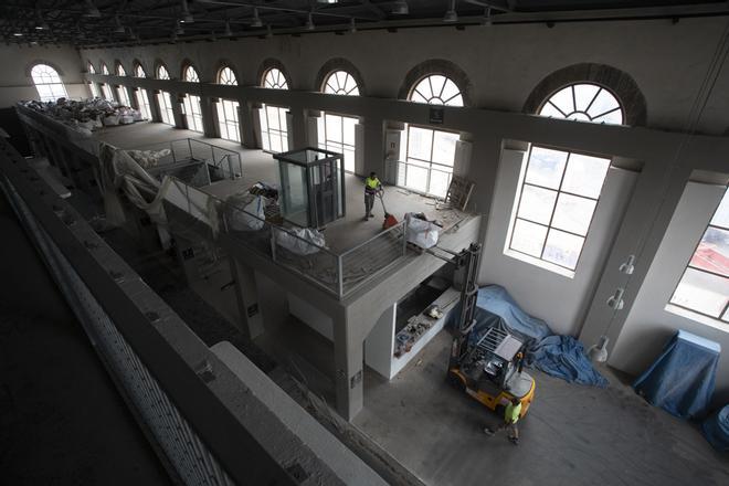 Vista de los trabajos en la nave que albergará el futuro Museo Industrial.