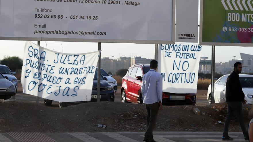 Los pequeños accionistas del Málaga CF: &quot;Parece ser que Al-Thani está en un centro sanitario de Londres&quot;