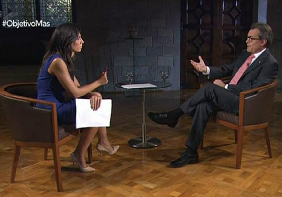 Ana Pastor i Artur Mas, durant l’entrevista. Ana Pastor i Artur Mas, durant l’entrevista.