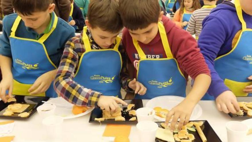 Los niños realizaron sus creaciones culinarias.