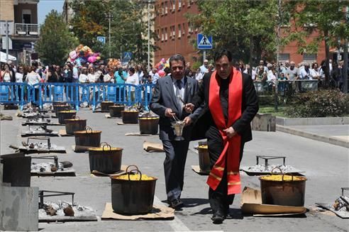 Más de 7000 'cassoletes' en el día de les Calderes de Almassora