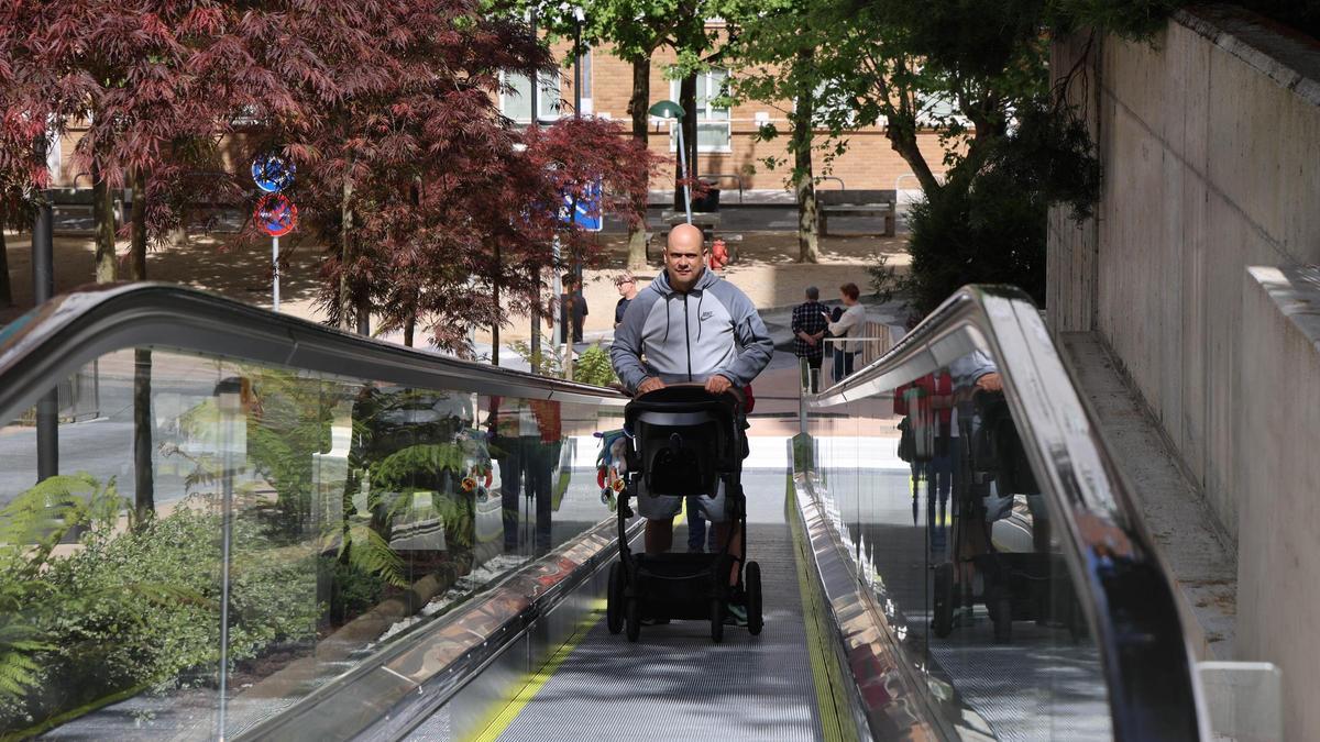 La rampa que da continuidad al ascensor entre Travesía y Aragón.