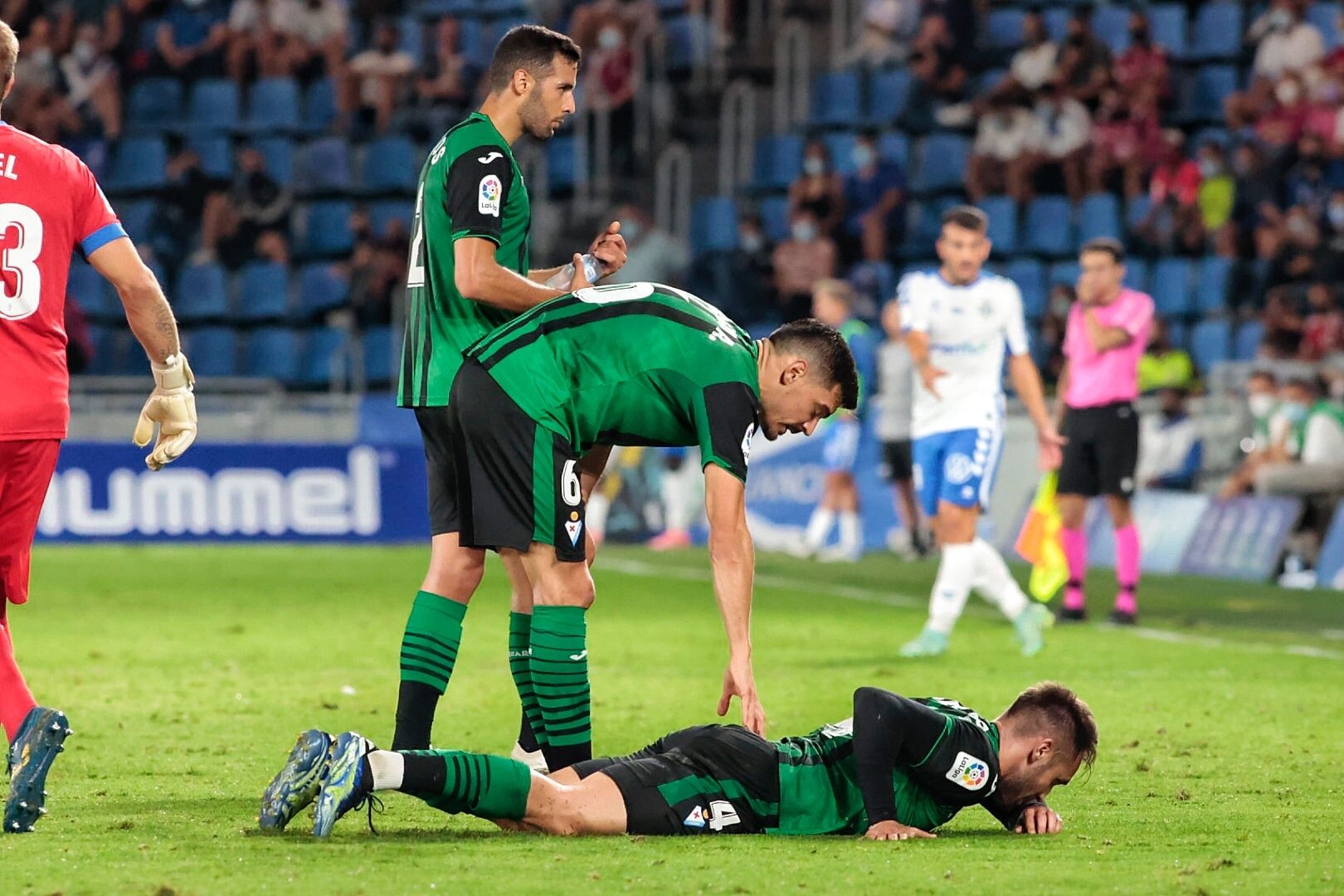 Encuentro entre el CD Tenerife y la SD Eibar