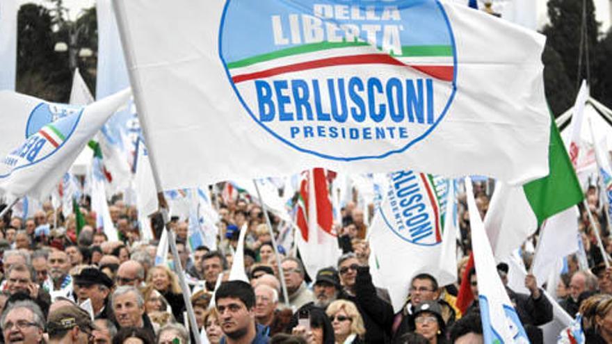 Berlusconi se manifiesta contra la izquierda