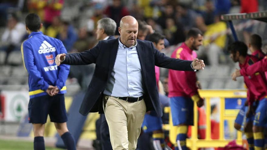 Pepe Mel: &quot;No hemos dado tres pases seguidos&quot;