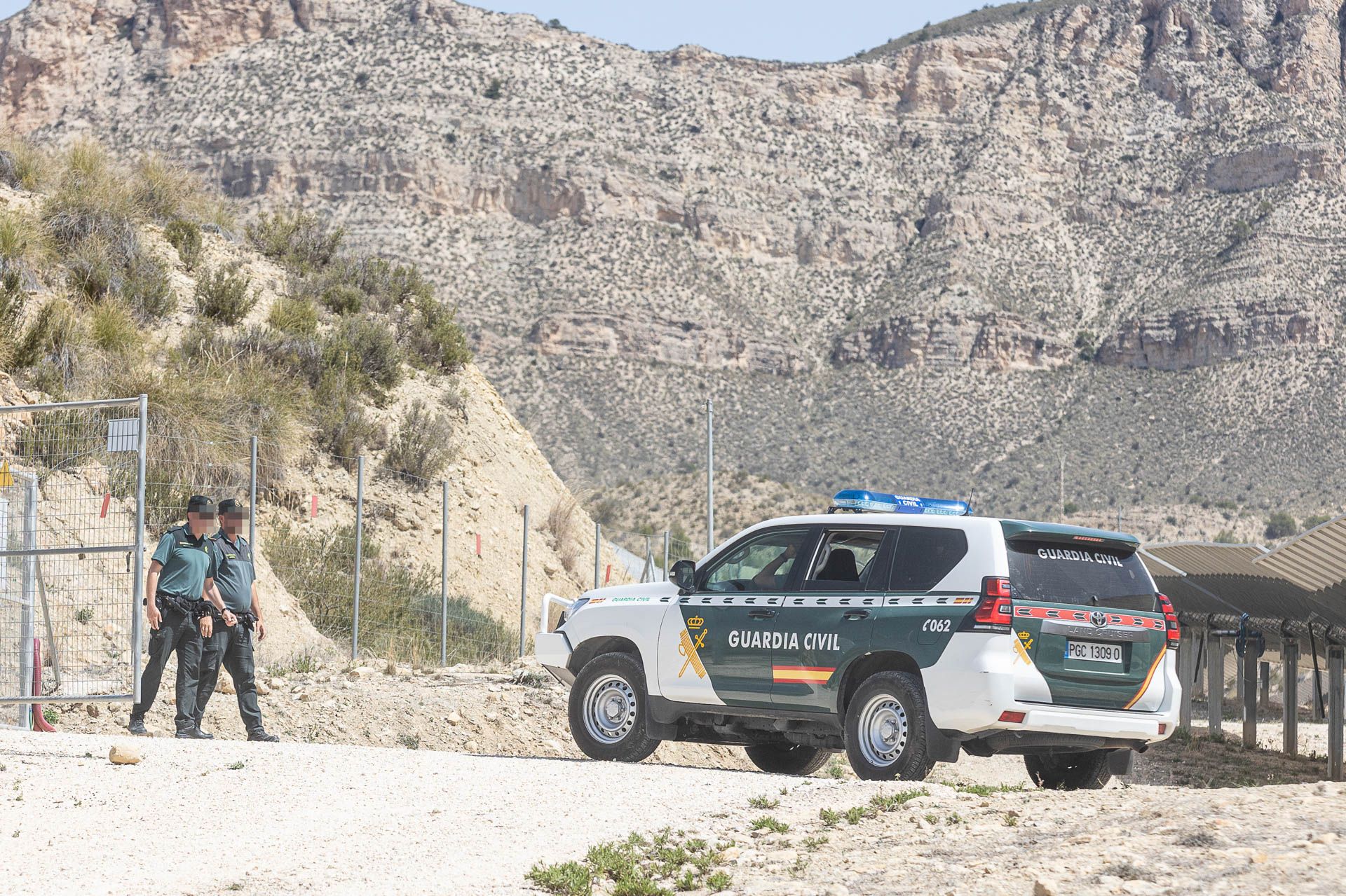 La Guardia Civil investiga la aparición de dos cuerpos en Xixona