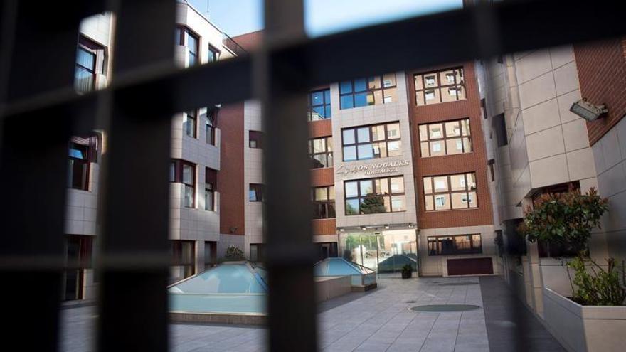 Denunciados tres empleados de una residencia por maltratar a dos ancianas