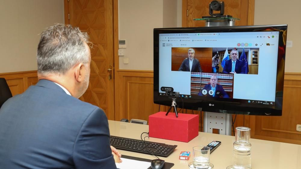 Angel Víctor Torres y Fernando Clavijo hablaron sobre la reconstrucción económica de Canarias