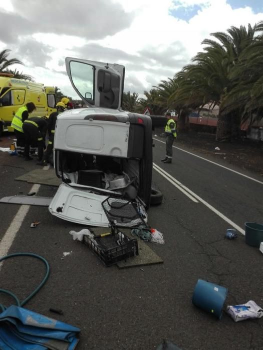 Dos fallecidos en un accidente entre una moto y un vehículo en Lanzarote