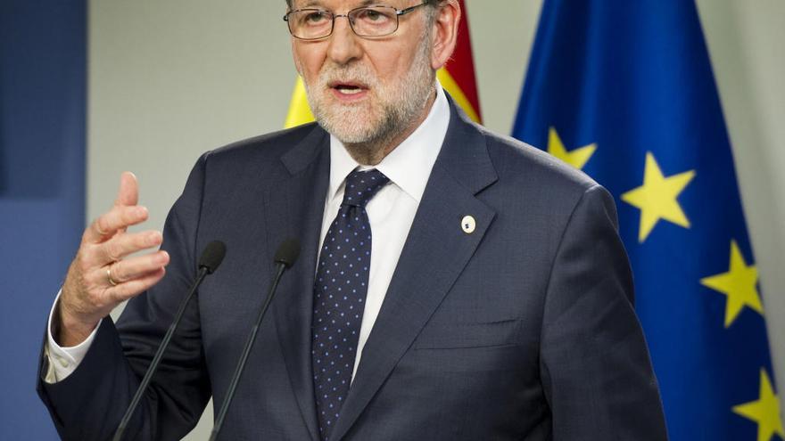 Rajoy planta a los regantes  del Trasvase