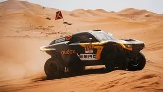 Un contratiempo mecánico frena a Laia Sanz en la tercera etapa del Rally de Marruecos