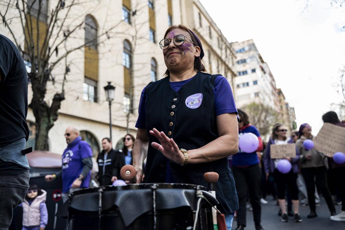 Fotogalería | El 8-M 2026 inunda las calles de Cáceres Fotogalería | El 8-M 2026 inunda las calles de Cáceres