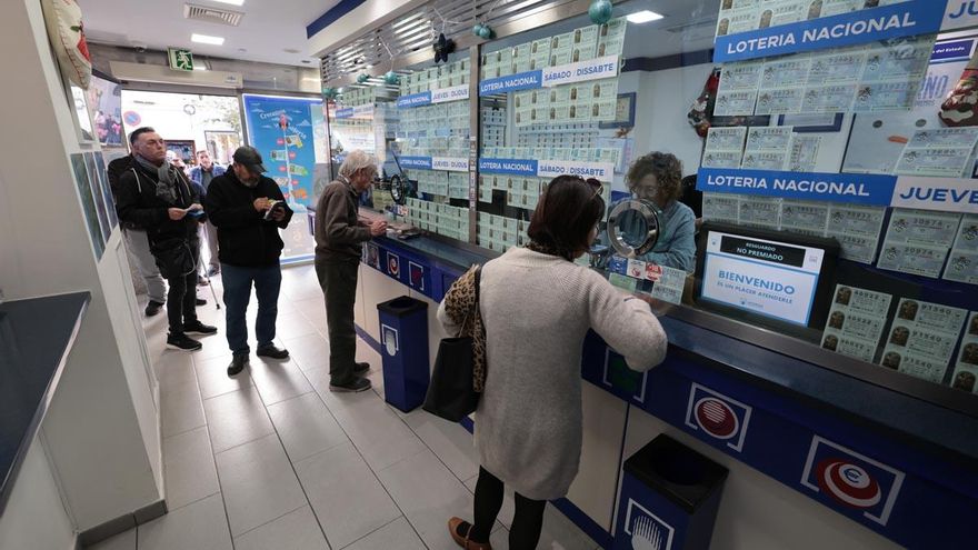 Galería: Venta de lotería de última hora en Ibiza