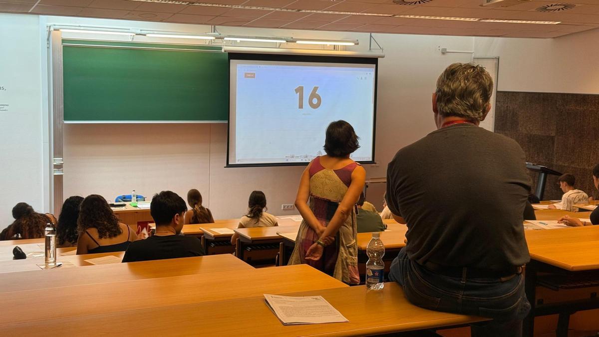 Cuenta atrás para el fin del primer examen este martes en la UMH de Elche