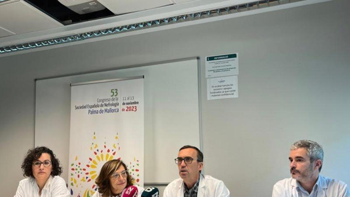 CRÍTICAS GERENTE SON ESPASES | El PSIB exige la dimisión de la gerente de Son Espases por la «guerra de complementos» por las altas hospitalarias Noticia ID: 131244048 Borrador 10/06/2026