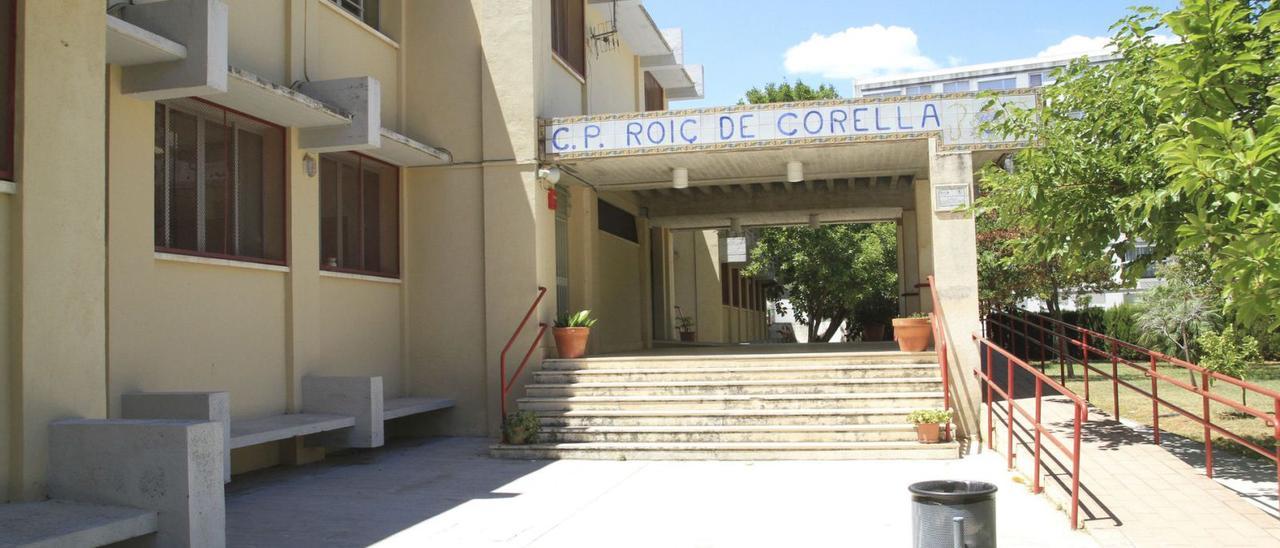 El colegio Roís de Corella albergará dos aulas de dos años a partir del próximo curso. | XIMO FERRI