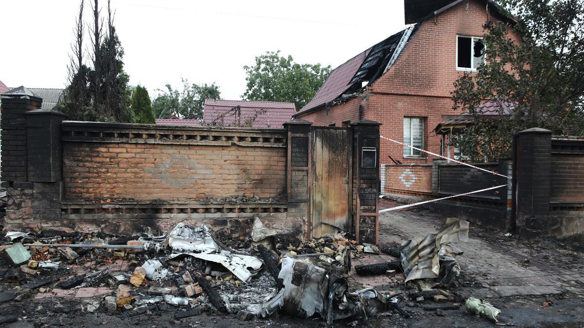 Una vivienda destruida por un ataque ruso en Tarasivka, Ucrania.