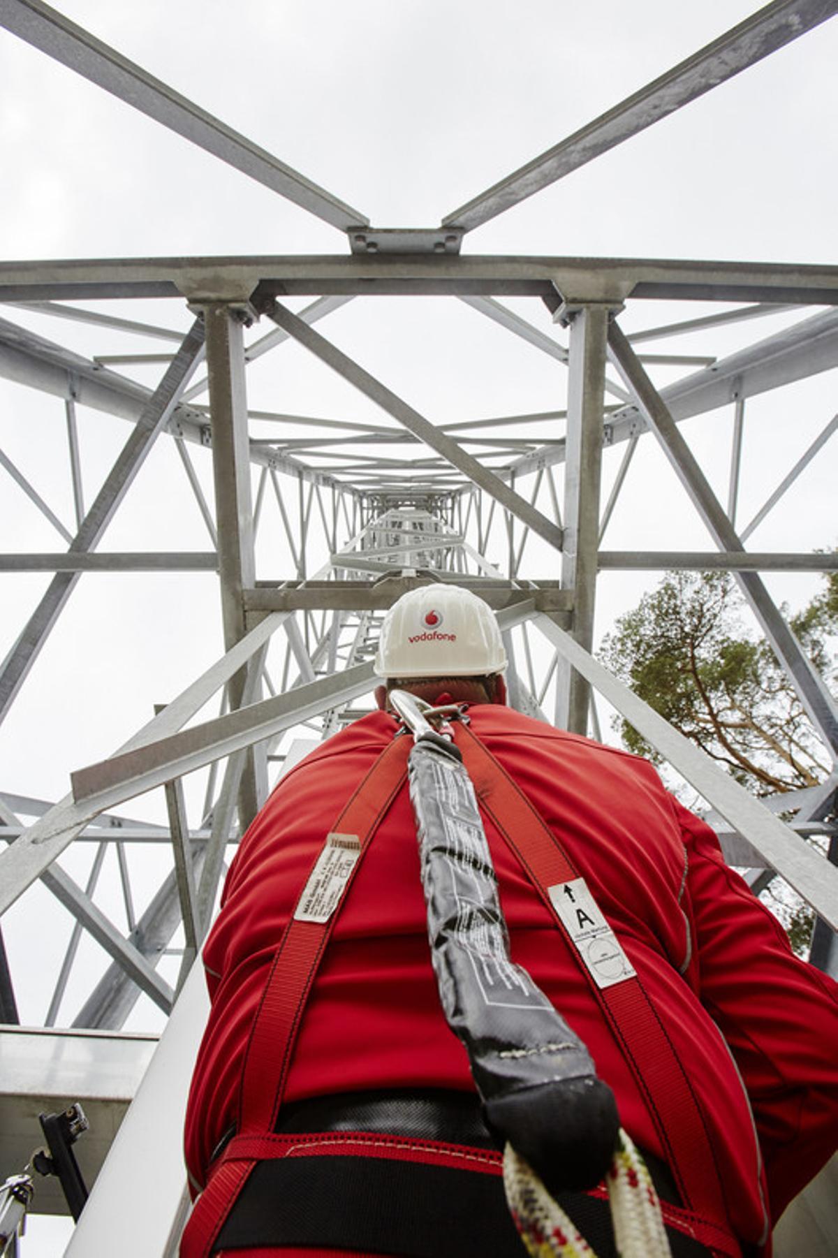 torre-de-antenas-de-vodafone torre-de-antenas-de-vodafone