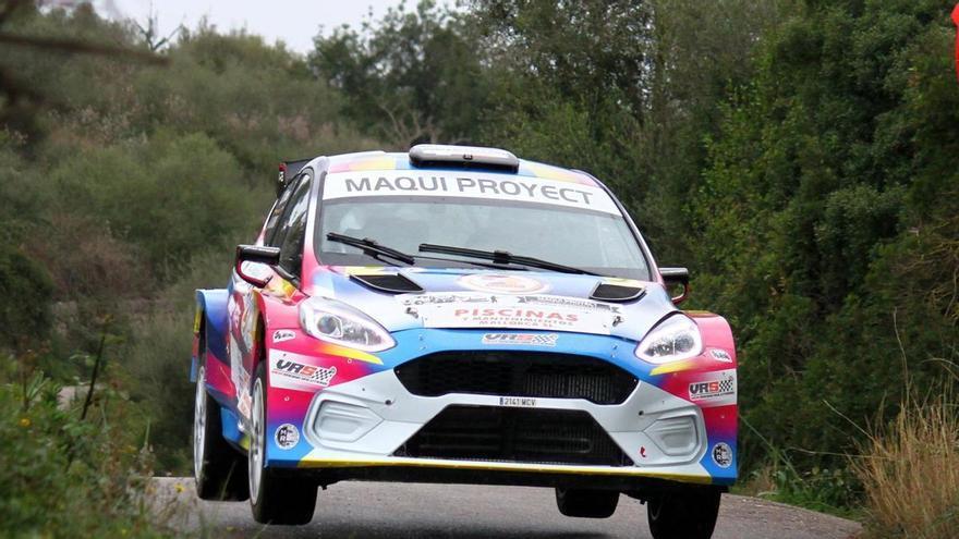 Miguel Ángel Campins se lleva la victoria en un Rallysprint Autoventa Manacor marcado por la lluvia