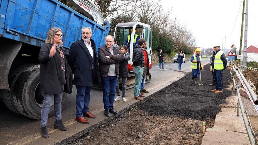 Piñeiro, Cores Tourís y Díez en su visita a las obras