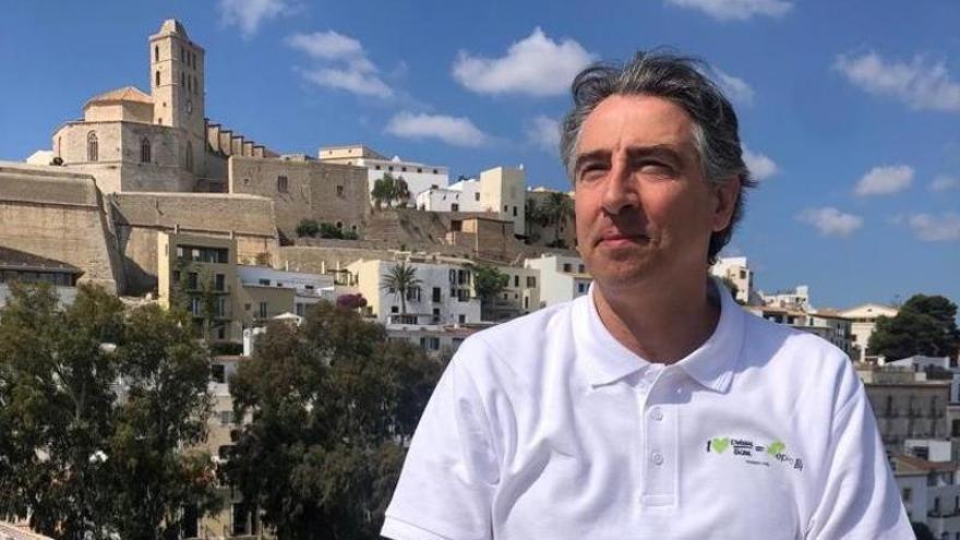 Toni Villalonga, candidato a la alcaldía de Ibiza: «Hay momentos de adrenalina  interesantes en política»