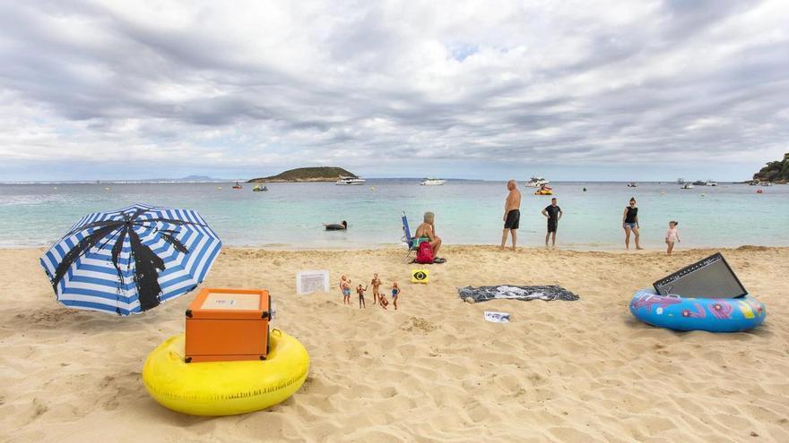 Magaluf Gallery, una «antigalería» de arte que se nutre del destino turístico