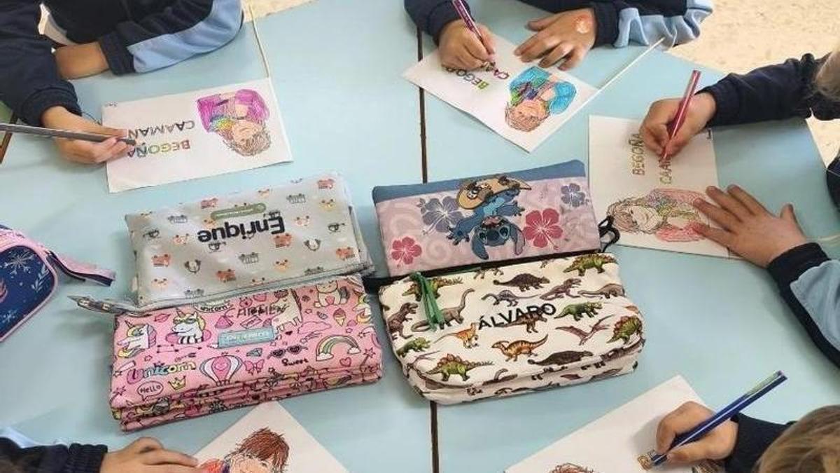 Alumnado del colegio Amor de Dios, en Vigo.