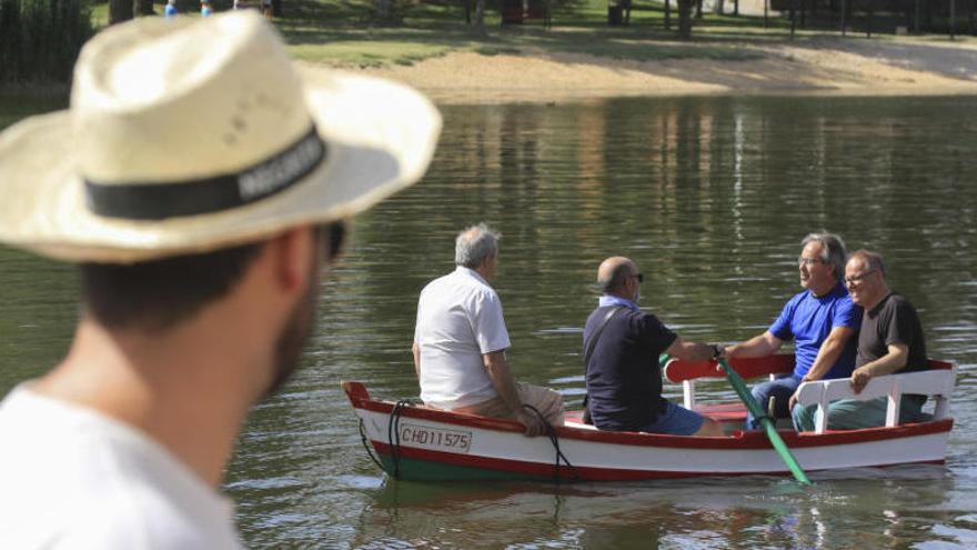 Las nuevas barcas de Olivares habilitadas por el Ayuntamiento de Zamora para navegar por el río Duero.