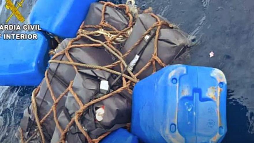 Entre la droga quemada están los 175 kilogramos de cocaína que aparecieron flotando en junio entre Ibiza y Formentera.