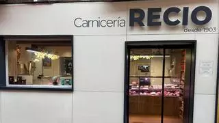 Una carnicería con más de 120 años de historia abre su propia hamburguesería en un pueblo de Zaragoza: "Nos gusta mucho el barro"