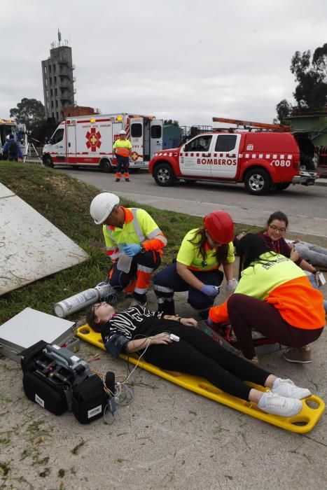 Simulacro en el centro de salvamento Jovellanos