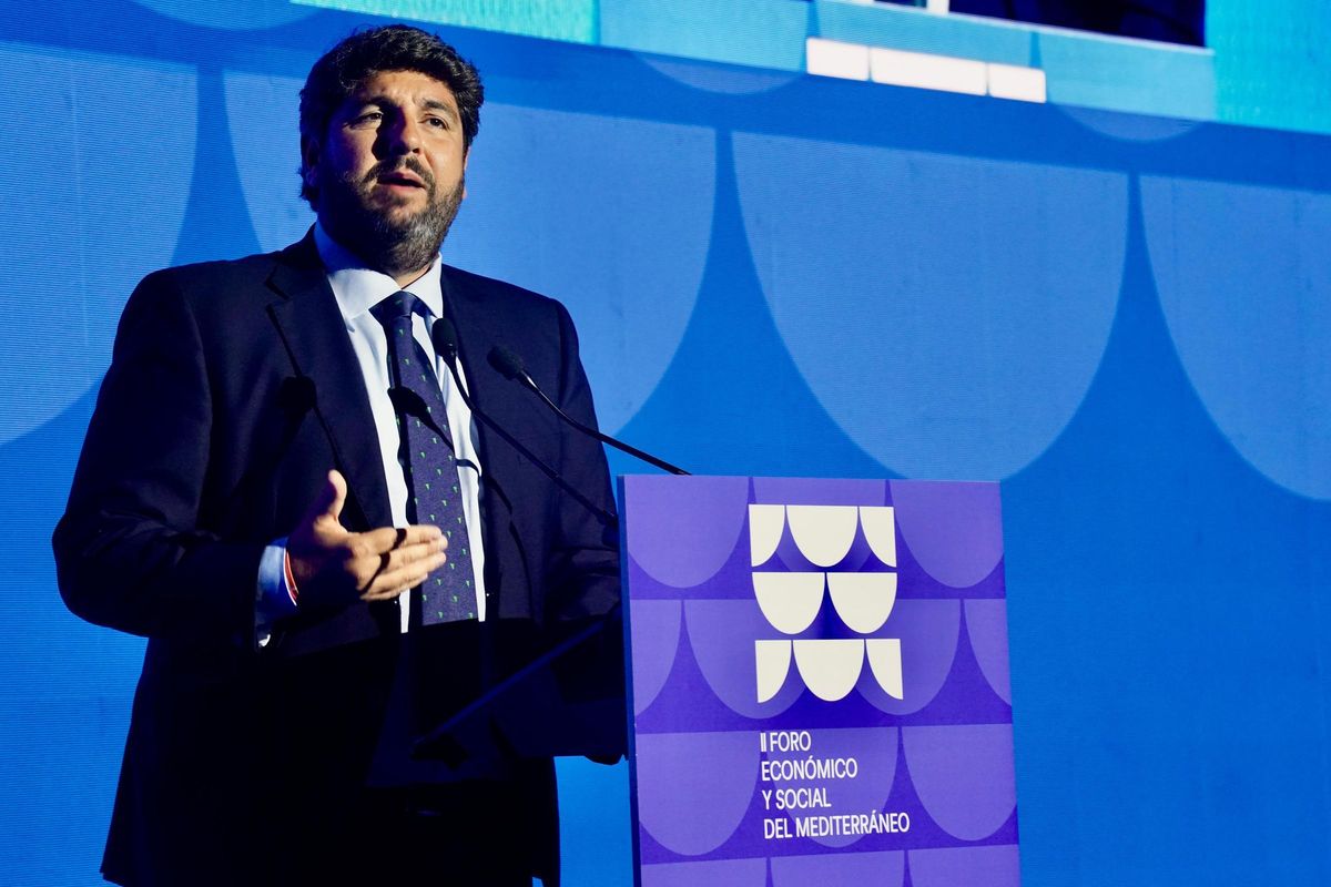El presidente regional, Fernando López Miras, durante su intervención este martes en el Foro del Mediterráneo.
