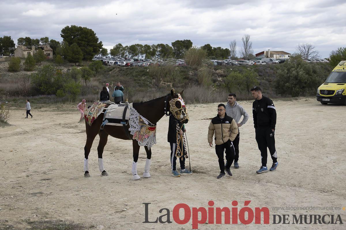Los Caballistas de Caravaca se miden las fuerzas en la convivencia de la Peña Artesano