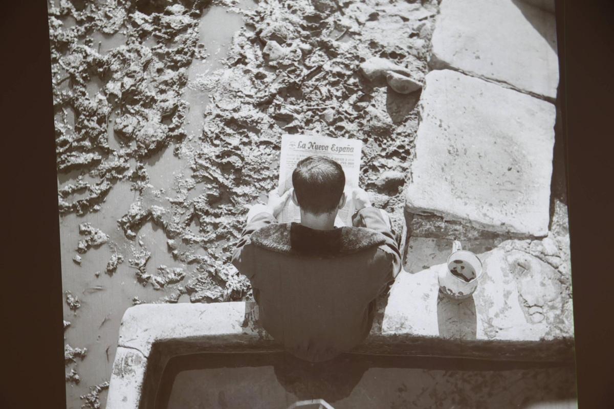 El Pueblu d'Asturies inaugura una exposición fotográfica de Mario Pascual (en imágenes) El Pueblu d'Asturies inaugura una exposición fotográfica de Mario Pascual (en imágenes)