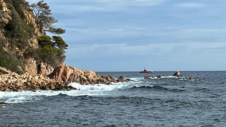 Apareix un cadàver surant a 200 metres de la costa a Santa Cristina d&#039;Aro