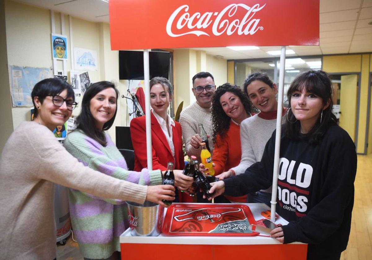 Calamares y Coca-Cola para celebrar el Día del Periodista