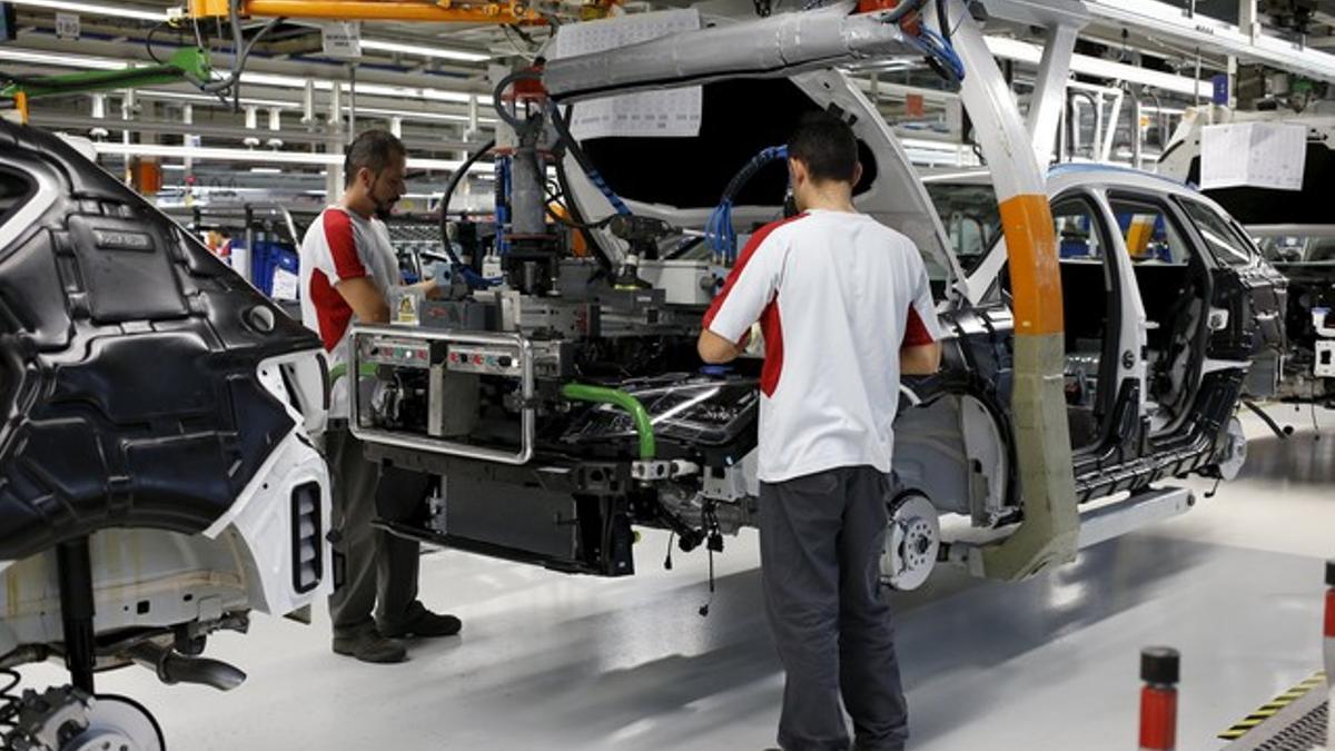 Ingenieros de VW confiesan haber manipulado motores desde 2008