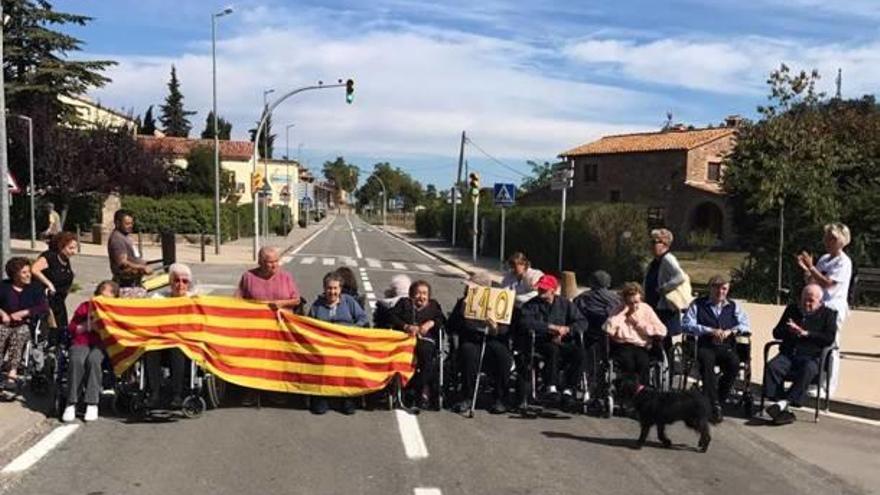 Els avis van interrompre el trànsit a la carretera, dilluns passat