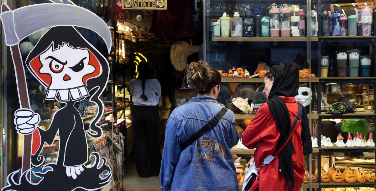 Les iranianes es treuen el vel