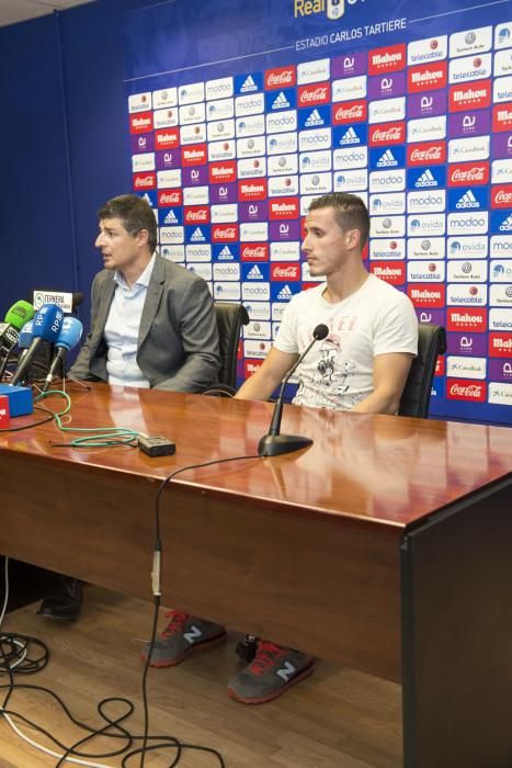 Presentación de Christian Fernández como nuevo jugador del Real Oviedo