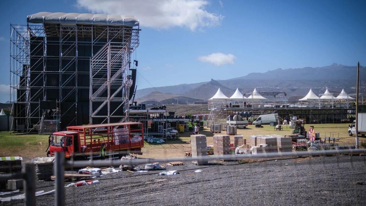 Escenario en San Miguel de Abona para la edición de este año del festival de reguetón que se terminó cancelando.