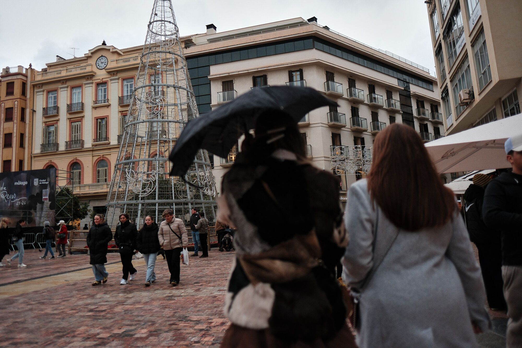 Málaga sufre los efectos del viento y la lluvia durante la alerta naranja