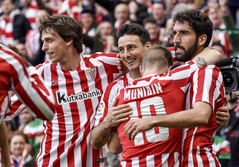 Las mejores imágenes del partido entre el Athletic y el Real Madrid en San Mamés.