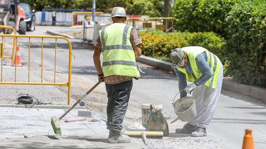 Las constructoras alicantinas salen al extranjero en busca de personal