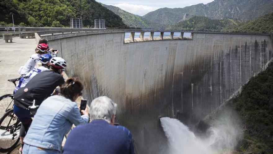 Anglès incorpora el risc de trencament de preses dels pantans al pla de protecció