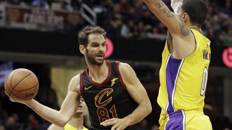 Partidazo de Calderón en la noche de Lebron James