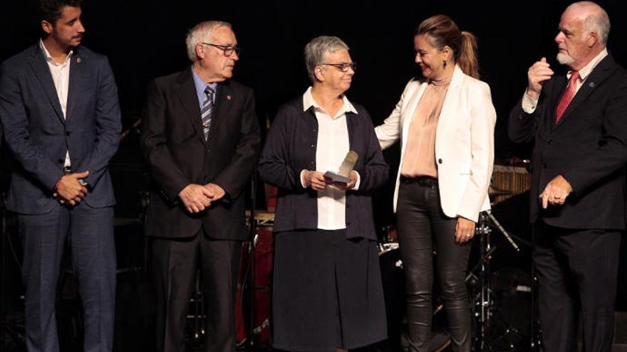 En las imágenes, sor Ana Rodríguez durante su intervención en la gala.