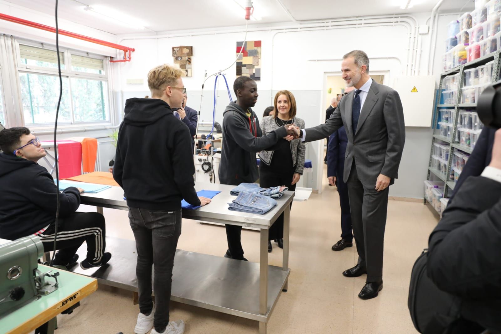 El Rey Felipe VI visita el IES Ramón y Cajal de Zaragoza